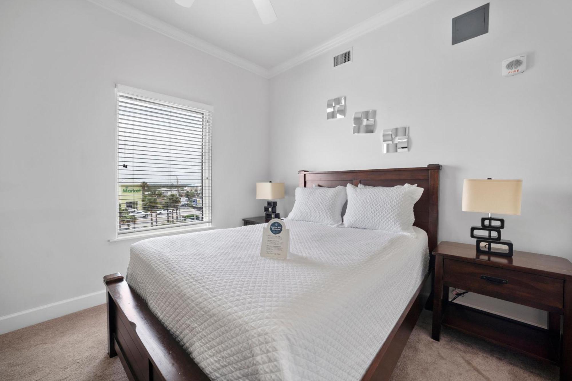 Seawind 300 By Liquid Life Villa กัลฟ์ชอร์ส ภายนอก รูปภาพ